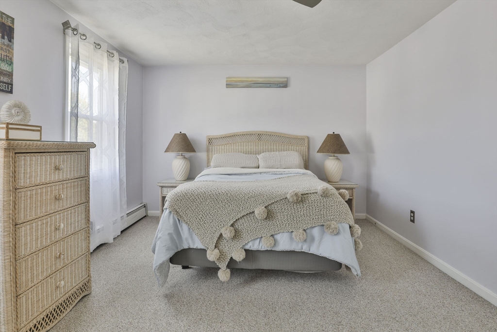 Haverhill, Massachusetts 01832, United States, 2 Bedrooms Bedrooms, ,2 BathroomsBathrooms,Residential,Active,230267