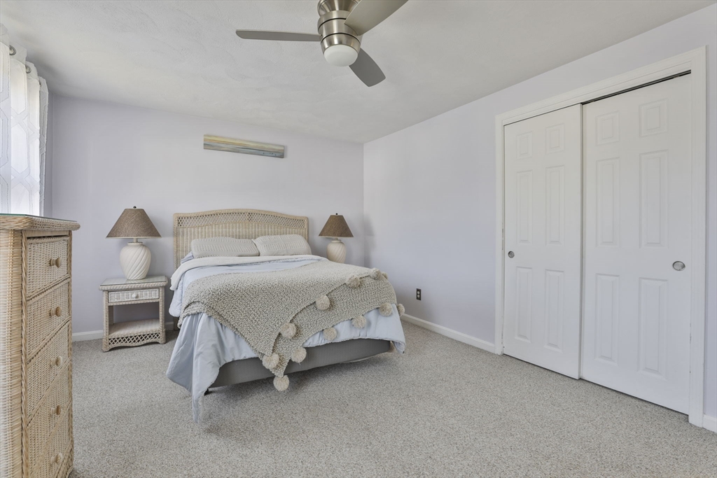 Haverhill, Massachusetts 01832, United States, 2 Bedrooms Bedrooms, ,2 BathroomsBathrooms,Residential,Active,230267