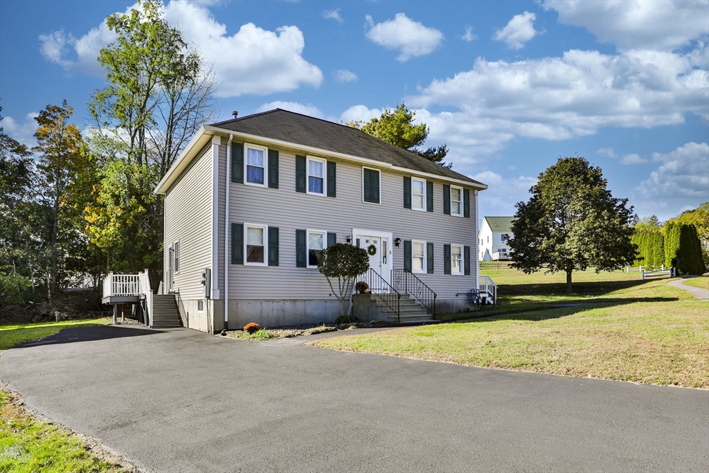 7 Greenhill Farm Road 7