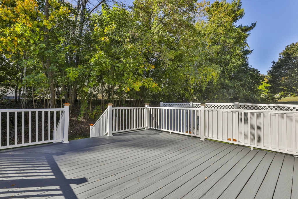 Haverhill, Massachusetts 01832, United States, 2 Bedrooms Bedrooms, ,2 BathroomsBathrooms,Residential,Active,230267