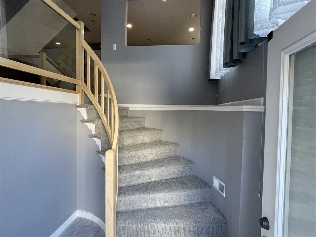 214 Algonquin Trail 214