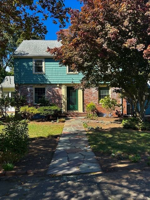 73 Woodlawn Ave Needham MA 02492