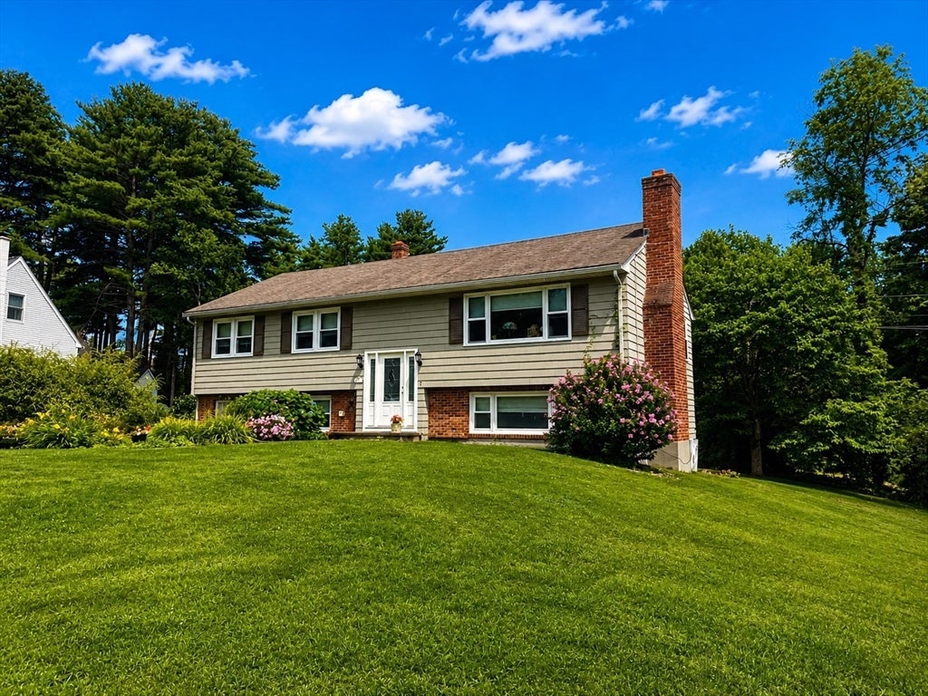 35 Dike Dr, Clinton, MA Photo #16