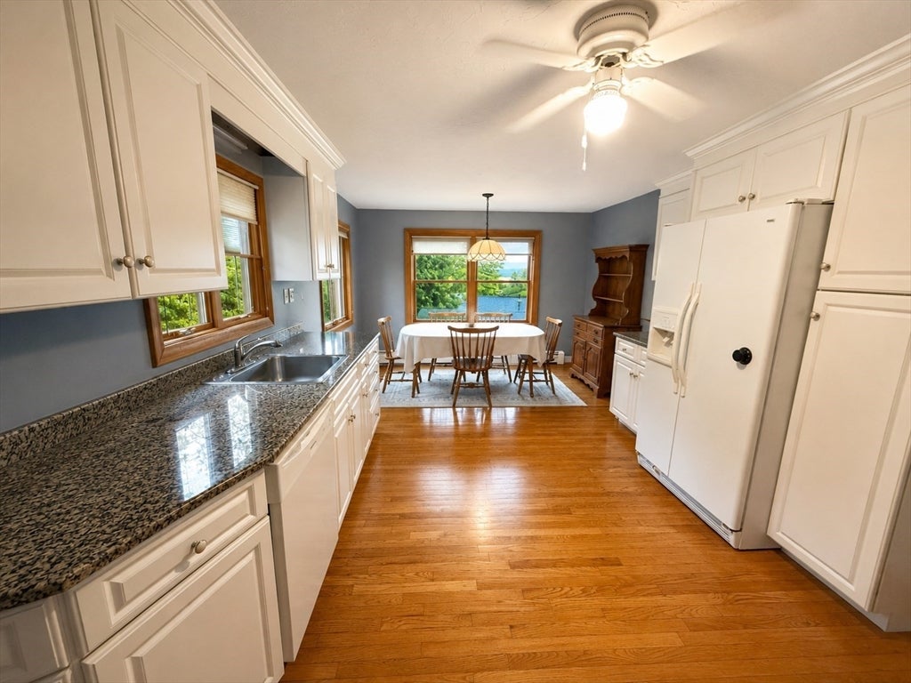 35 Dike Dr