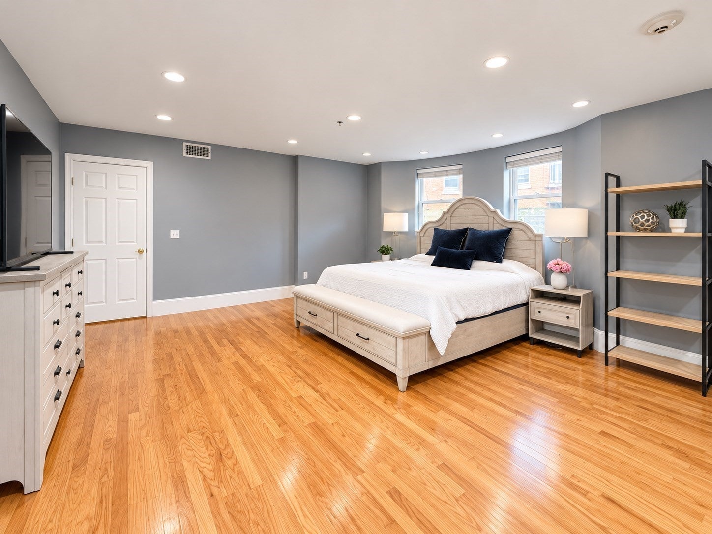 1742 Beacon St #2, Brookline, MA, 1742 Beacon St #2, Brookline, MA Photo #7