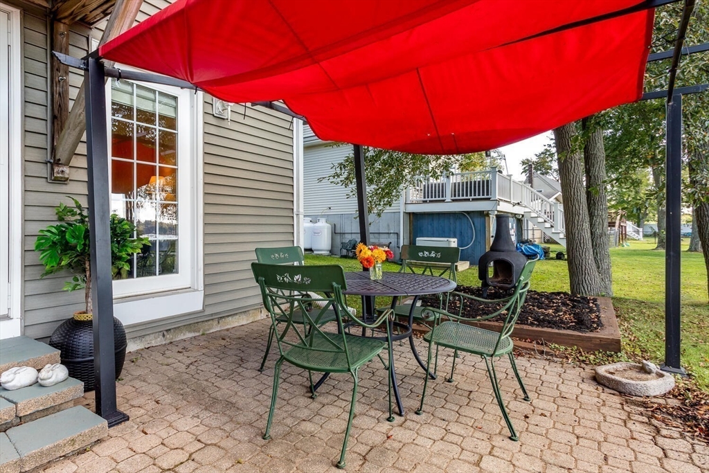 Norton, Massachusetts 02766, United States, 4 Bedrooms Bedrooms, ,3 BathroomsBathrooms,Residential,Active,216248