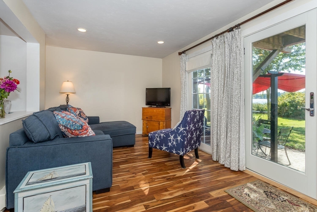 Norton, Massachusetts 02766, United States, 4 Bedrooms Bedrooms, ,3 BathroomsBathrooms,Residential,Active,216248