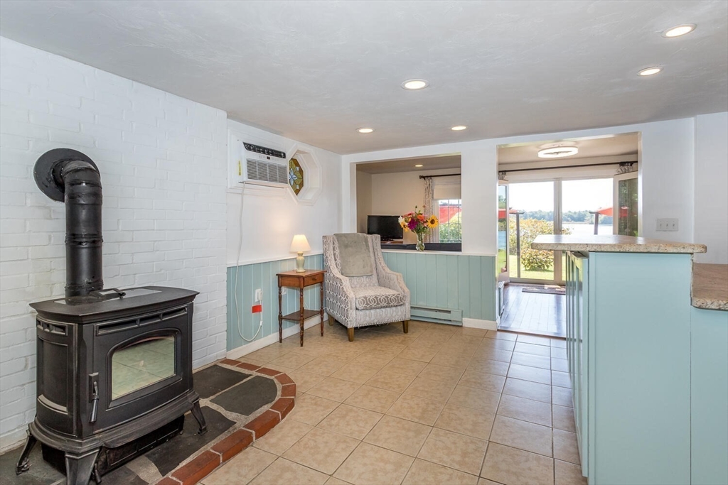 Norton, Massachusetts 02766, United States, 4 Bedrooms Bedrooms, ,3 BathroomsBathrooms,Residential,Active,216248