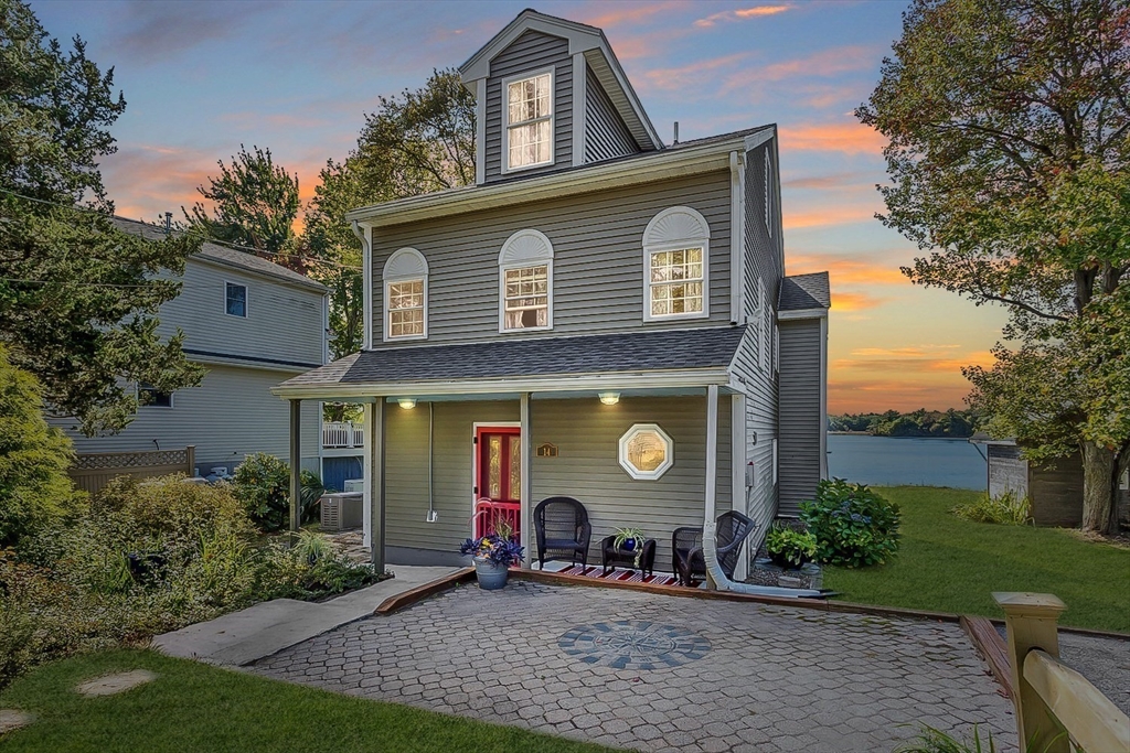 Norton, Massachusetts 02766, United States, 4 Bedrooms Bedrooms, ,3 BathroomsBathrooms,Residential,Active,216248