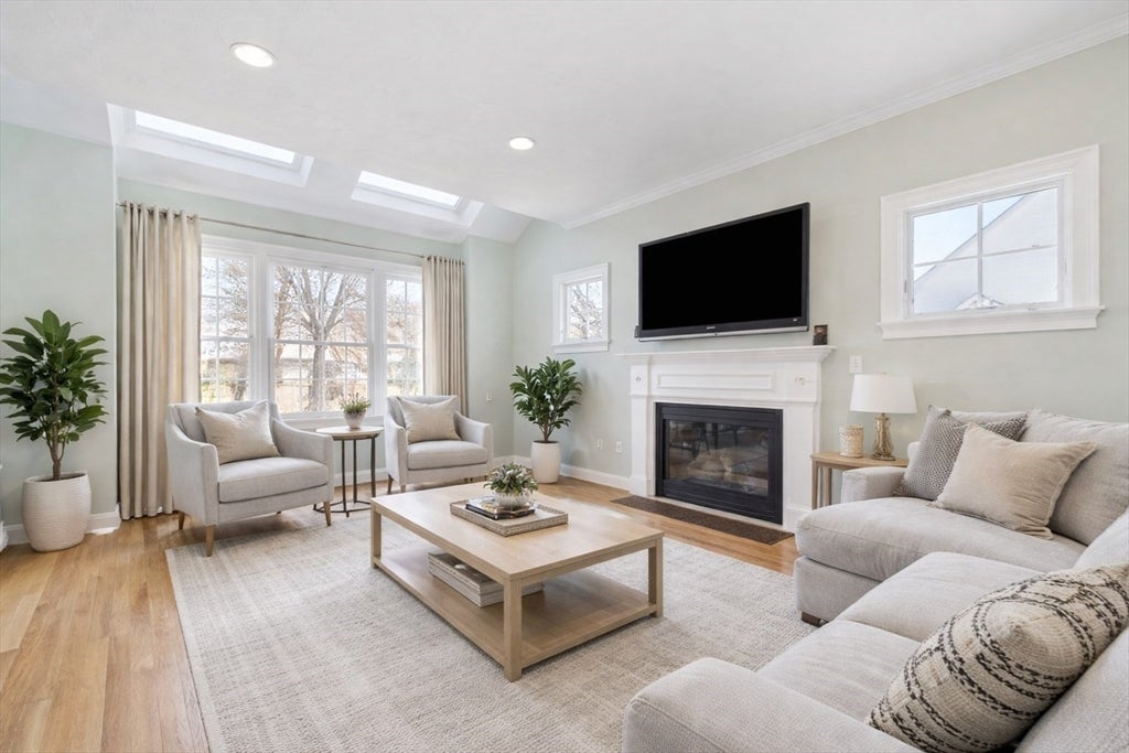 20 Coolidge Ave