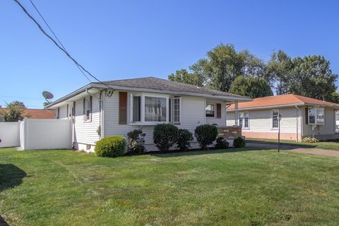 45 Beaumont Ave Chicopee MA 01013