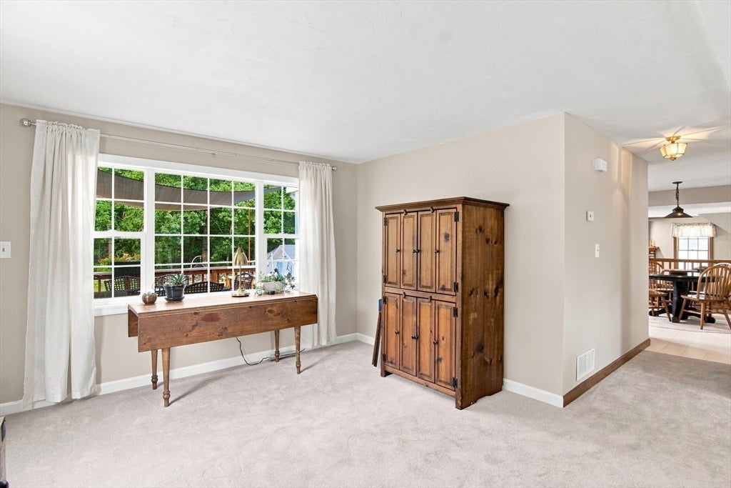 60 Valleyview Rd, Bellingham, MA Photo #15