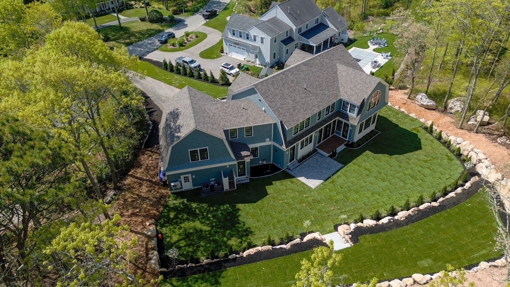 61 Mckenna Ridge Rd