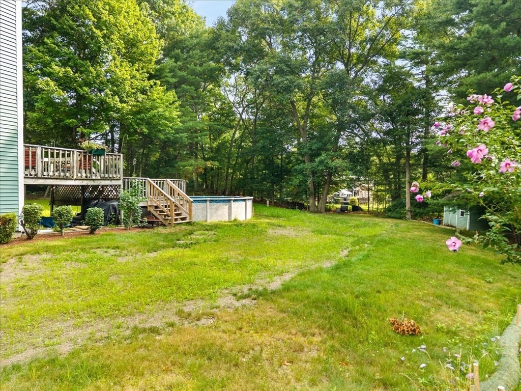 32 Maria Ln