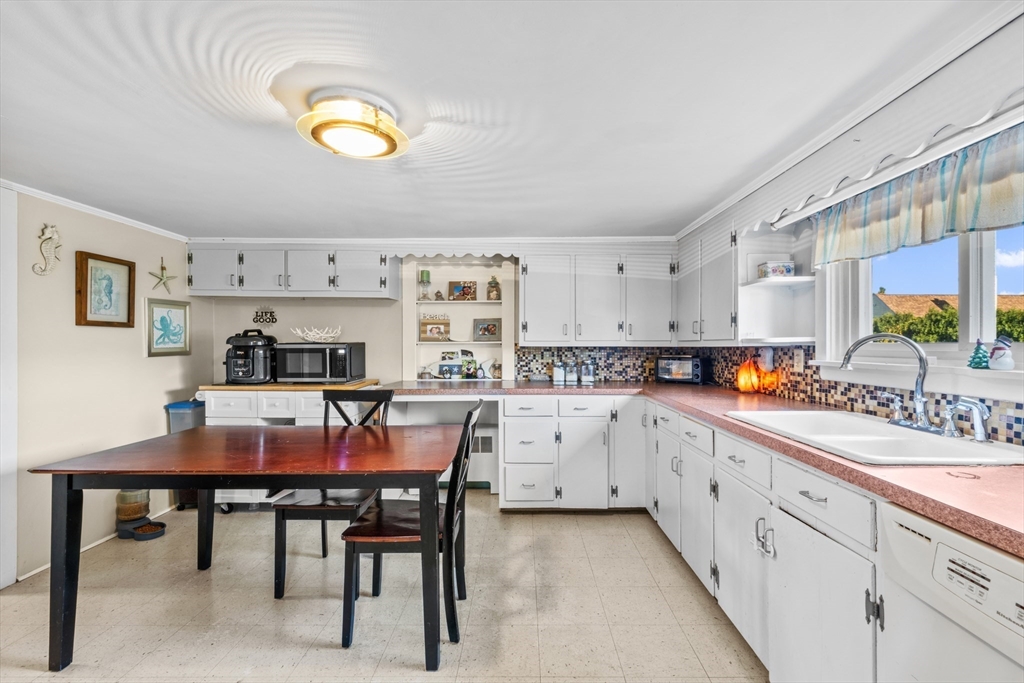 355 Alden Rd