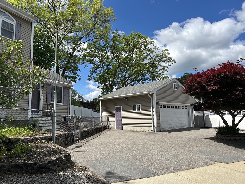 906 Highland Ave