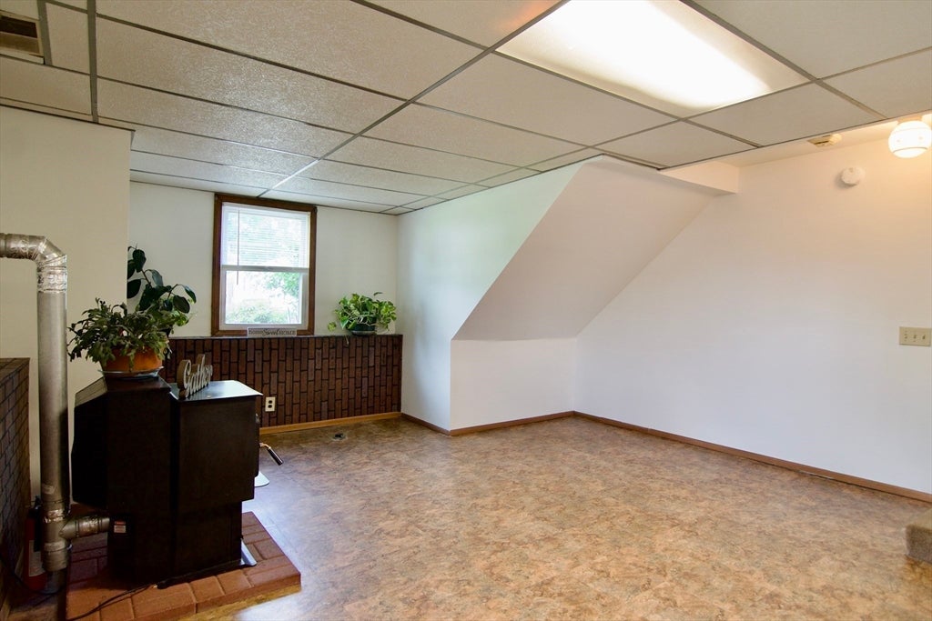 124 Mazarin ST, Springfield, MA, 124 Mazarin ST, Springfield, MA Photo #30