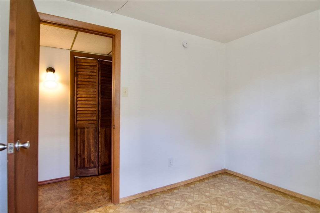 124 Mazarin ST, Springfield, MA, 124 Mazarin ST, Springfield, MA Photo #40