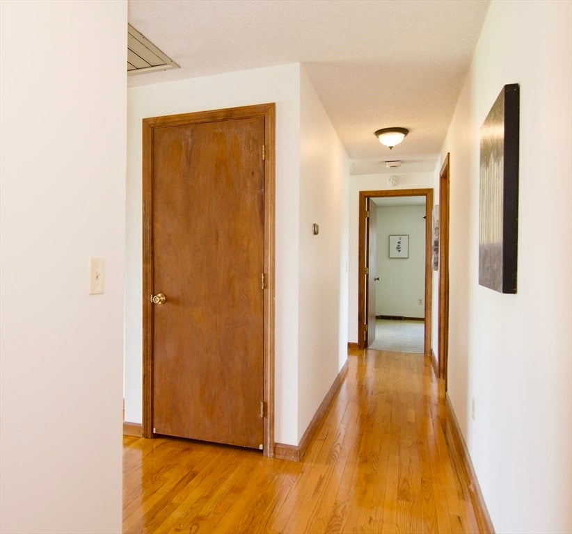 124 Mazarin ST, Springfield, MA, 124 Mazarin ST, Springfield, MA Photo #17