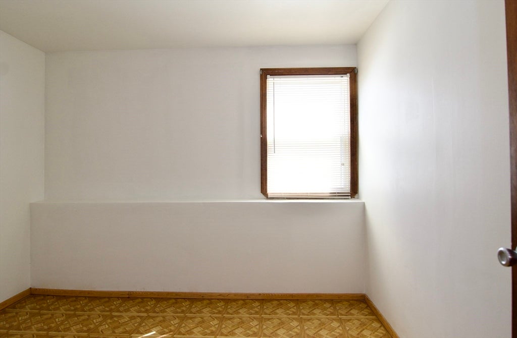 124 Mazarin ST, Springfield, MA, 124 Mazarin ST, Springfield, MA Photo #39