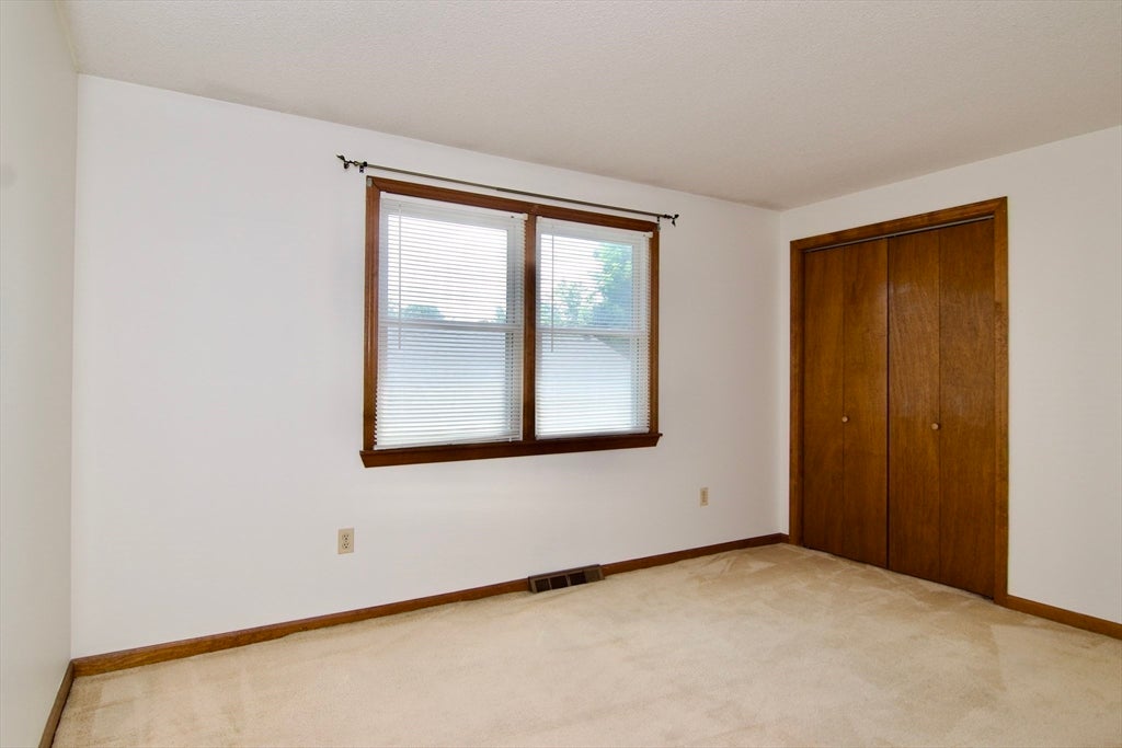124 Mazarin ST, Springfield, MA, 124 Mazarin ST, Springfield, MA Photo #23