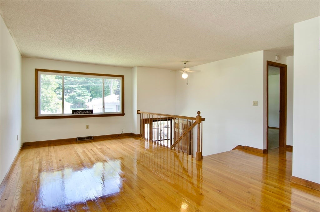 124 Mazarin ST, Springfield, MA, 124 Mazarin ST, Springfield, MA Photo #7