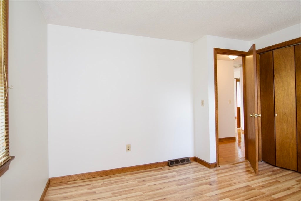 124 Mazarin ST, Springfield, MA, 124 Mazarin ST, Springfield, MA Photo #27