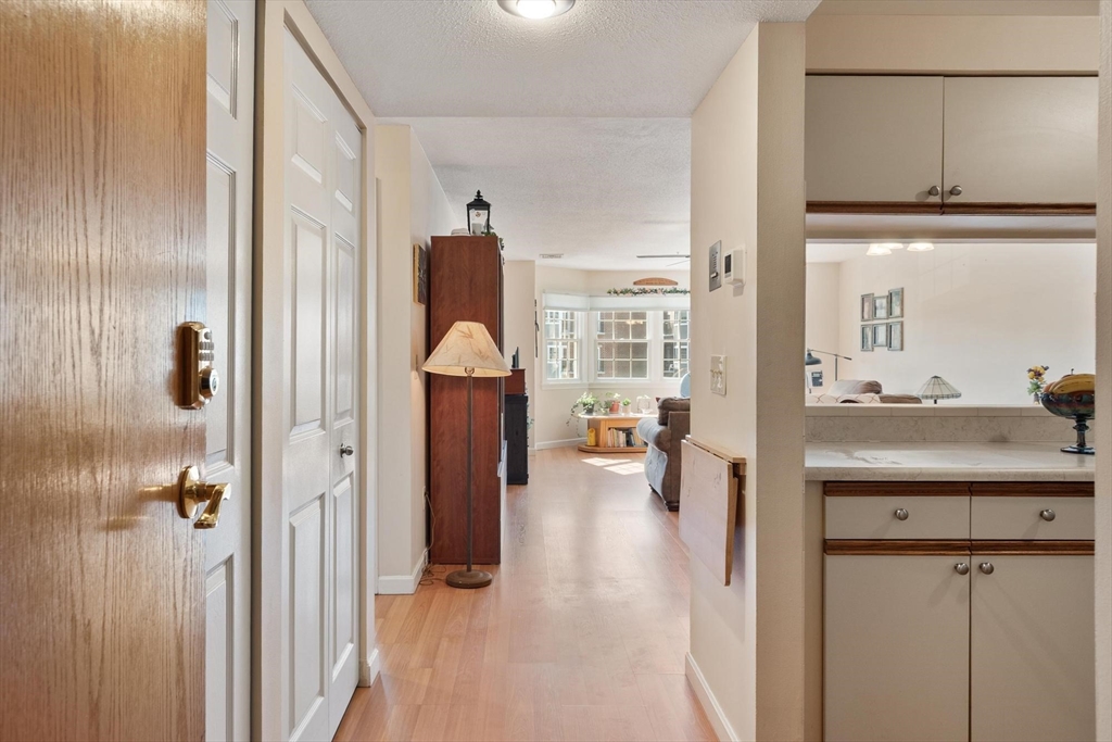 148 Main Street F442