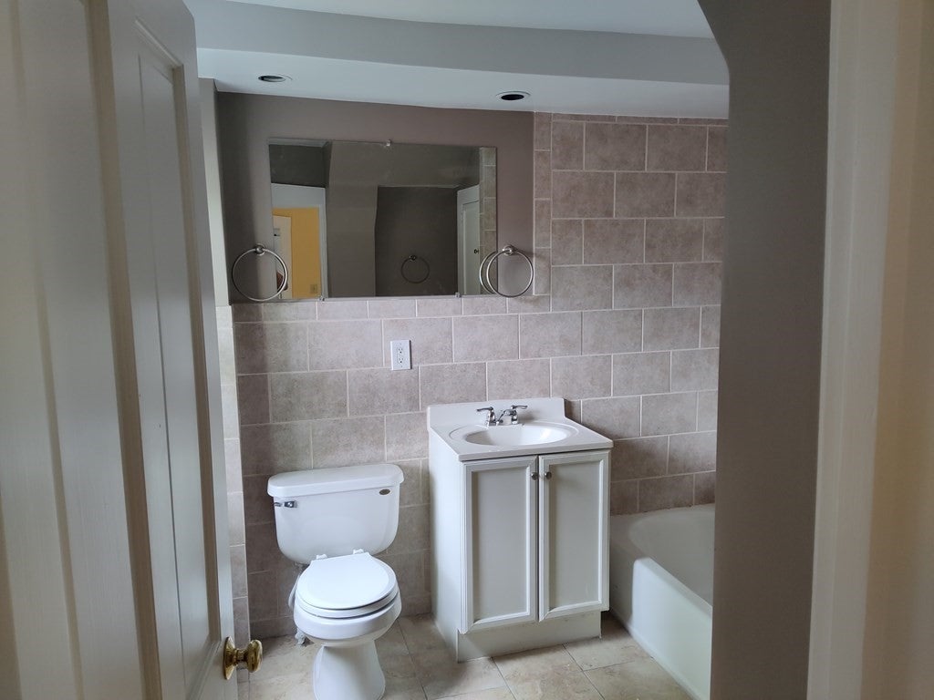 411 Broadway #1, Lynn, MA, 411 Broadway #1, Lynn, MA Photo #15