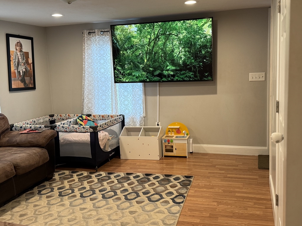 11-13 Grove St