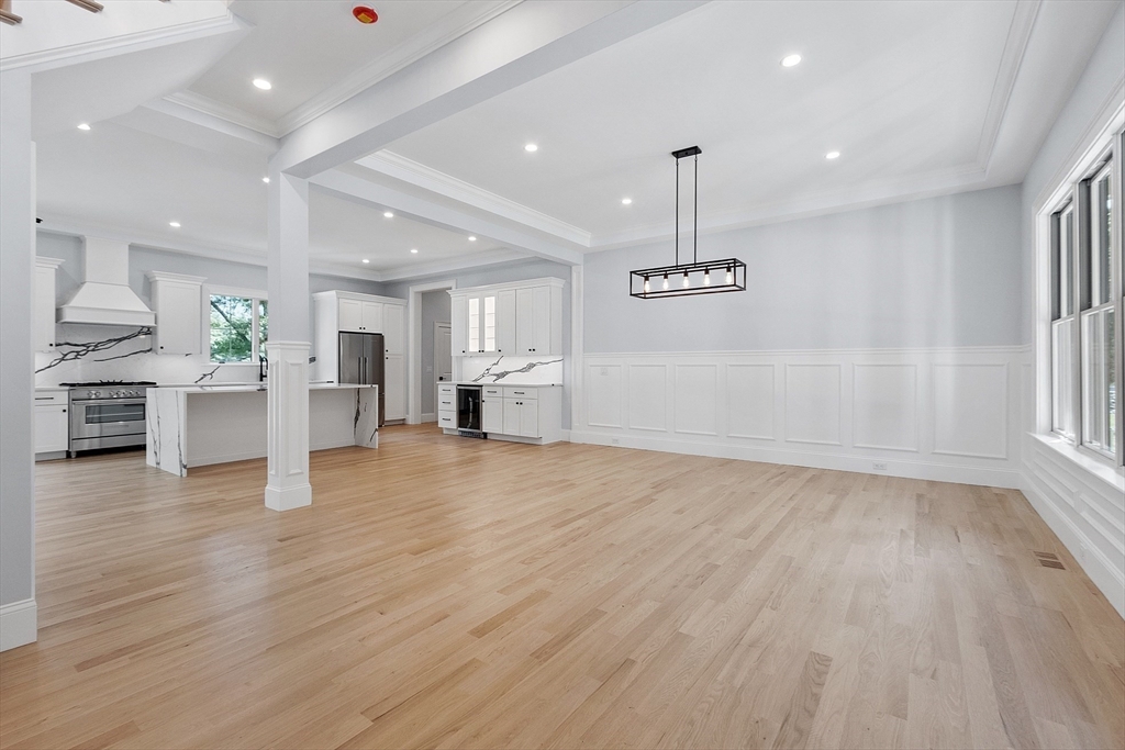 786 Main St