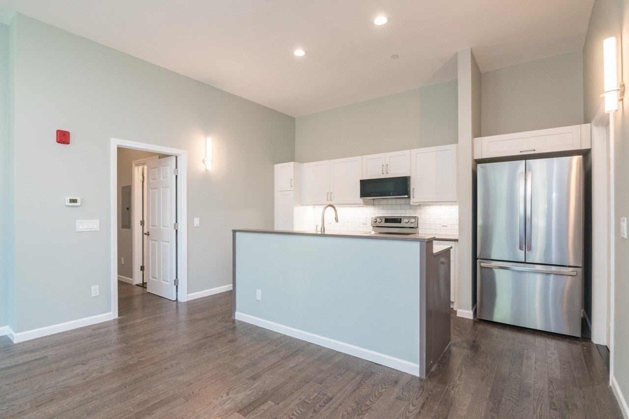 27 Bardwell St #4, South Hadley, MA Photo #3