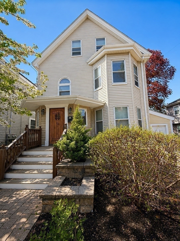 33 Court 2