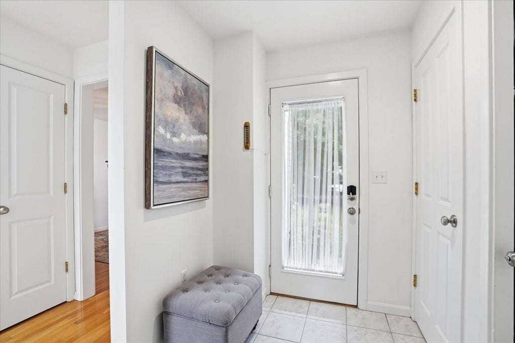 6 Brookside Lane 6