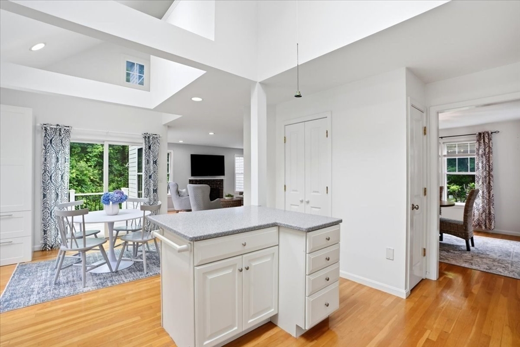 6 Brookside Lane 6