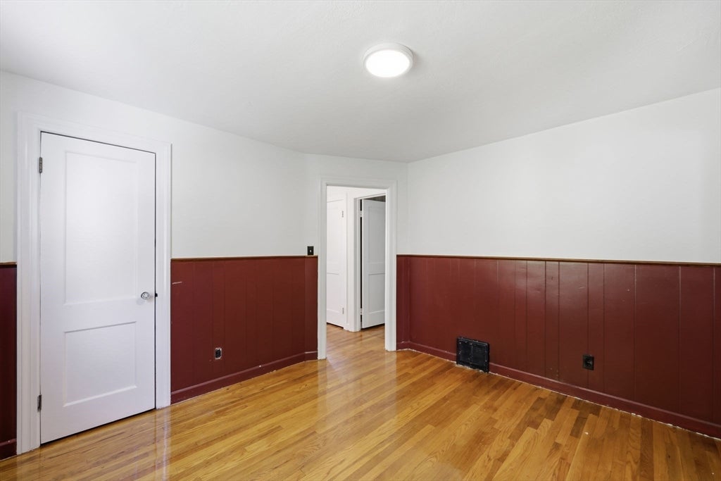 22 Dartmouth St, South Hadley, MA Photo #23