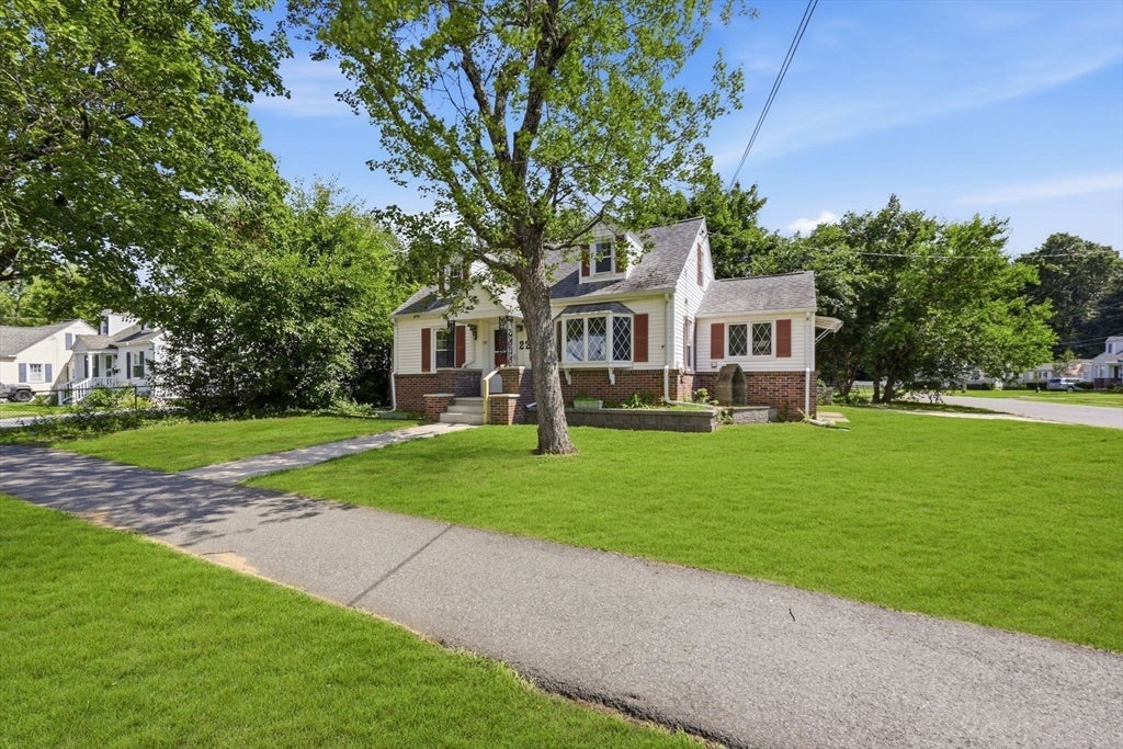 22 Dartmouth St, South Hadley, MA Photo #39