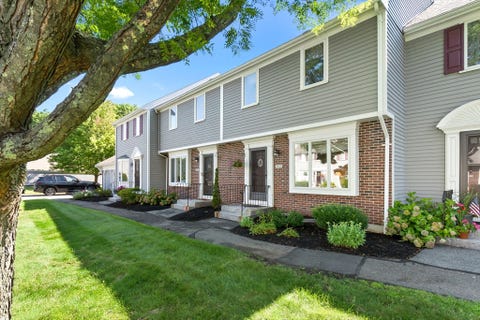 Photo of 2903 Postgate Ln #2903, Peabody, MA 01960 (MLS # 73559473)