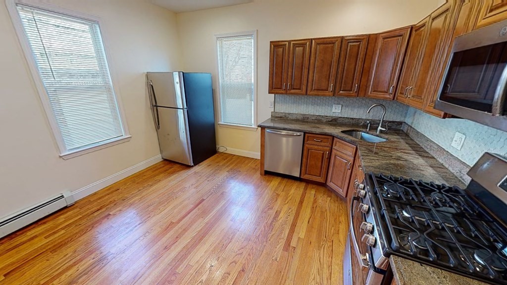 55 Hazelton Street 2