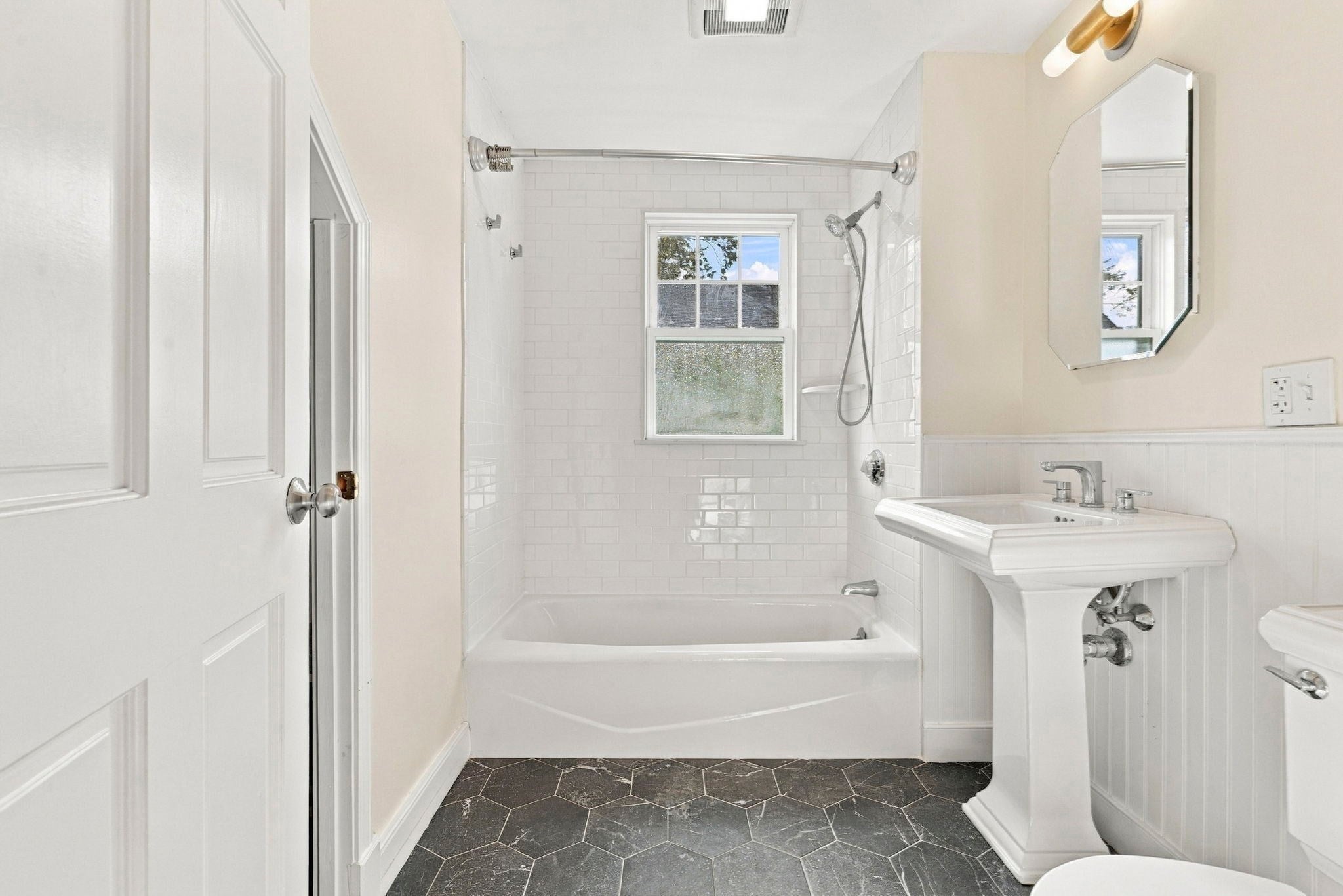 51 Albion St #B, Medford, MA, 51 Albion St #B, Medford, MA Photo #8