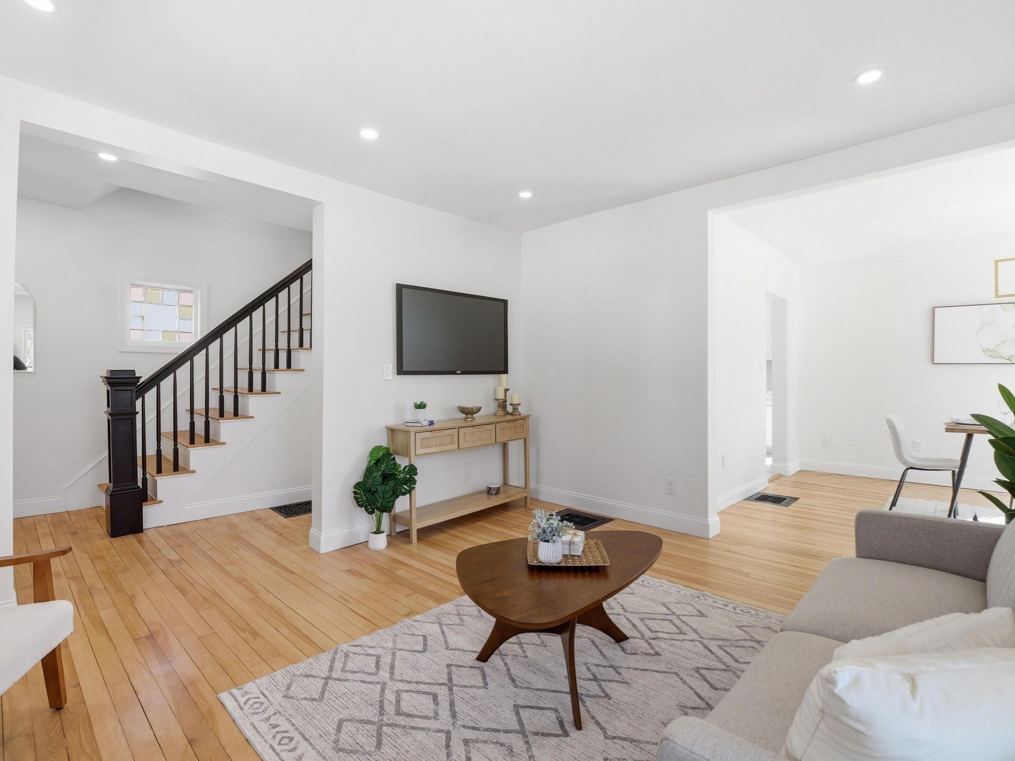 47 Hale St