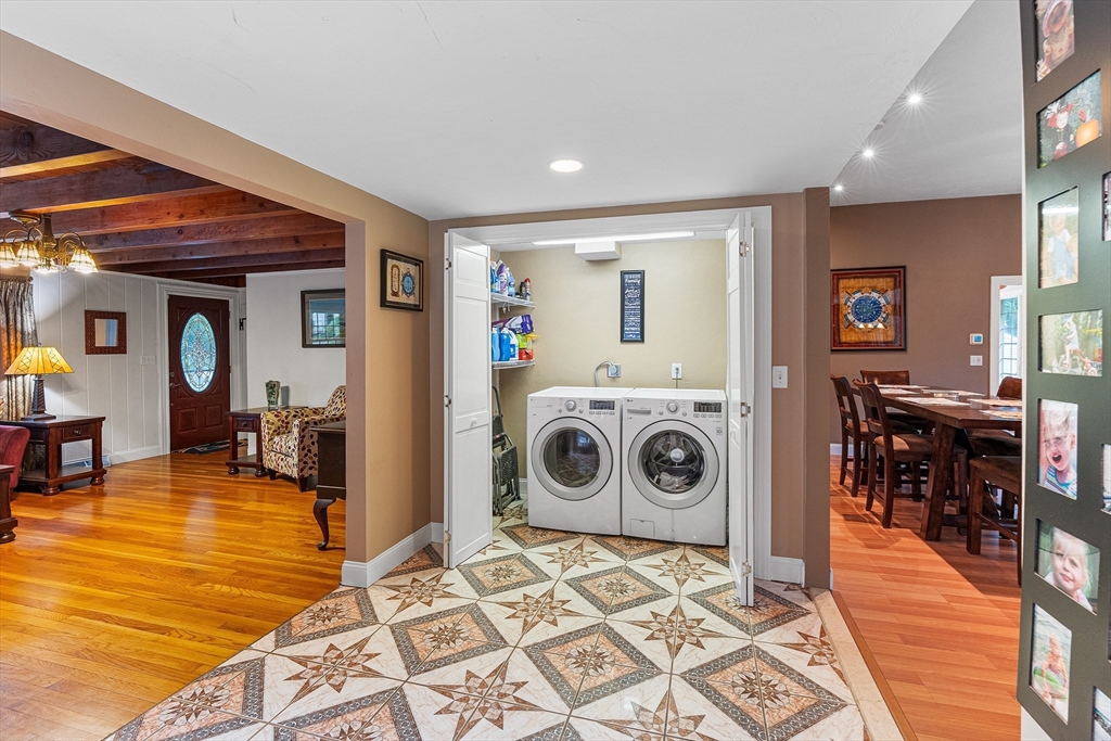 17 Buchanan Ln