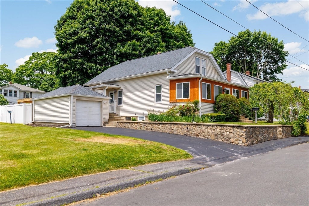 11 Everett Ave