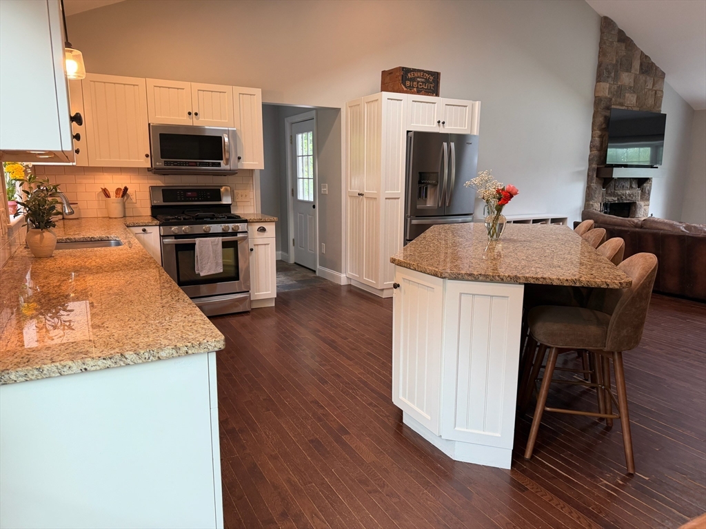 15 Mcintosh Rd