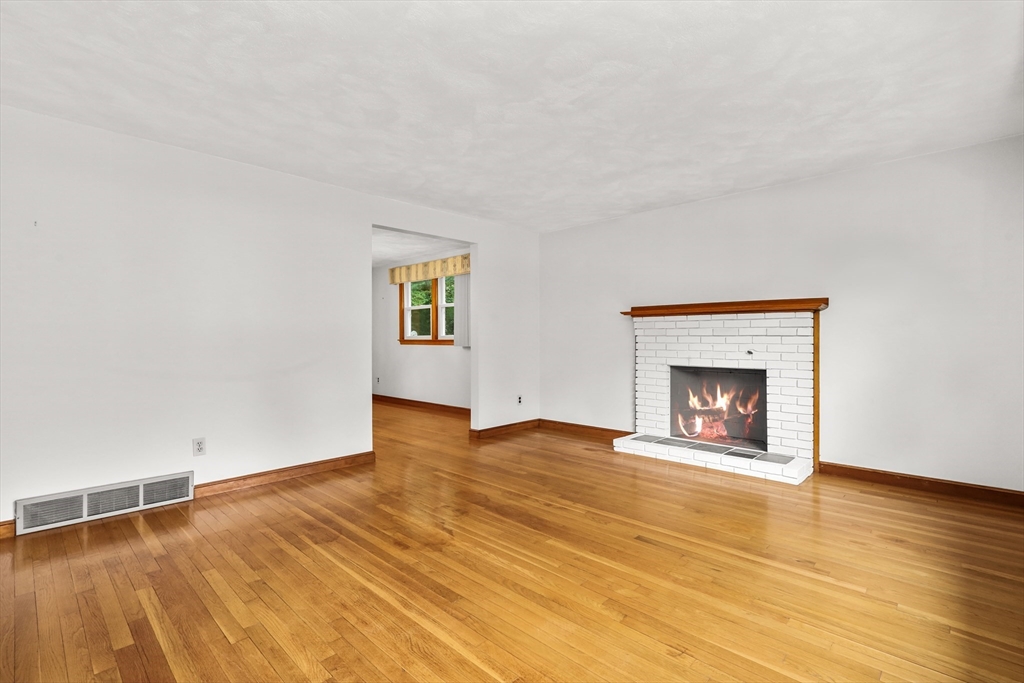 12 Lafayette Lane