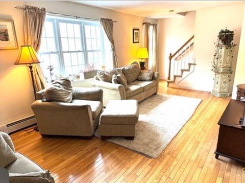 6 Jen Paul Way B Milford MA 01757