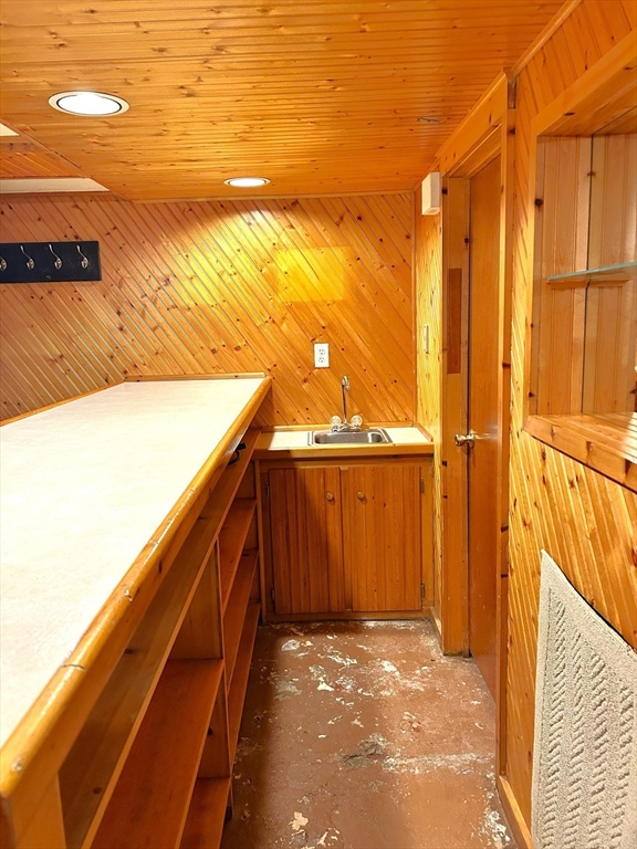 68 Ridge Ave, Pittsfield, MA Photo #32