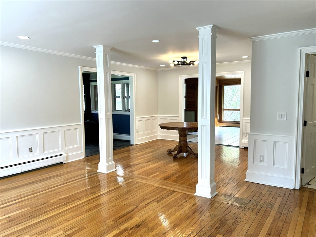 68 Ridge Ave, Pittsfield, MA Photo #2