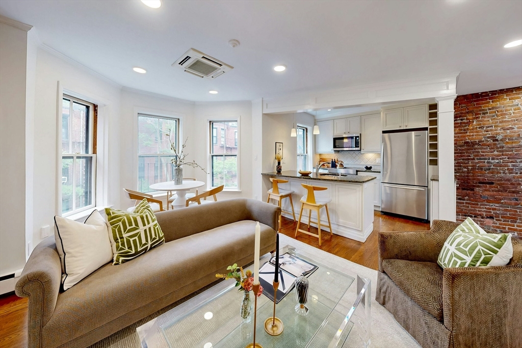 430 Marlborough St 4