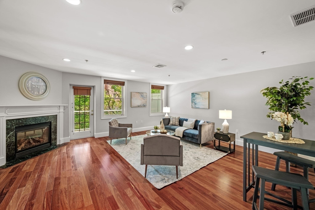 1732 Main Street 205